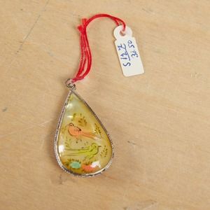 Vintage hand painted pearl pendant